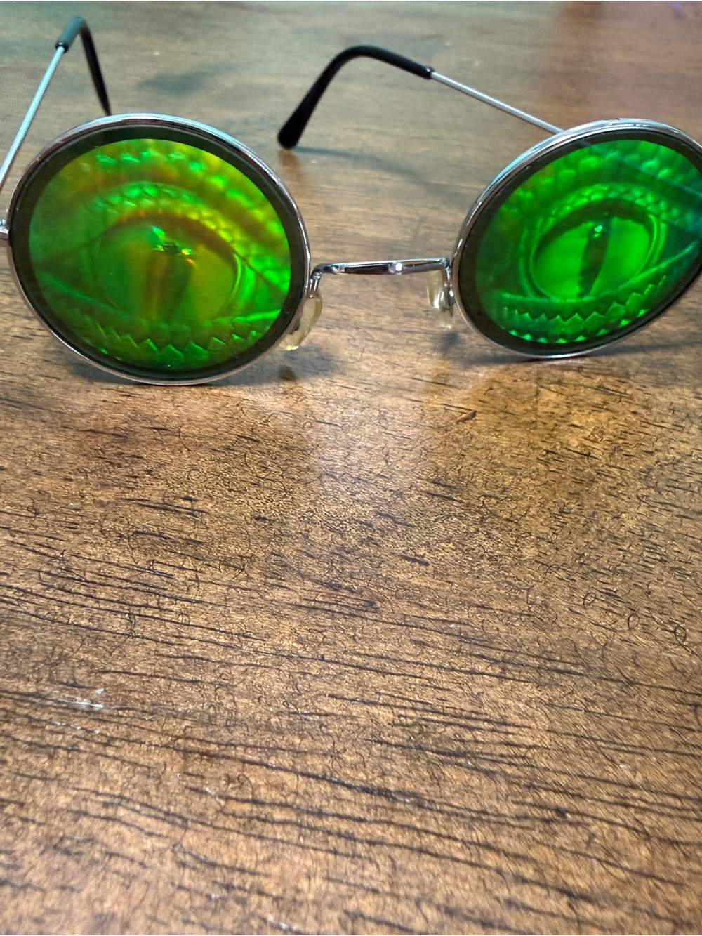Round hologram Sunglasses in Green - Unbranded